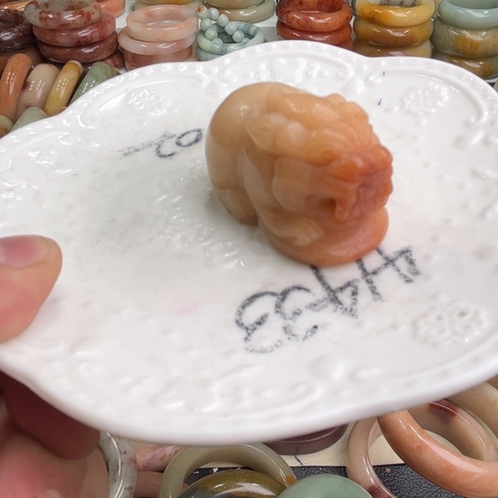 石英质玉手镯54圈口未镶嵌