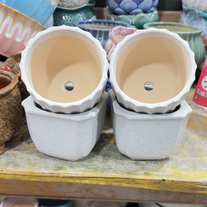 凑9块包邮，有孔，不清楚找客服