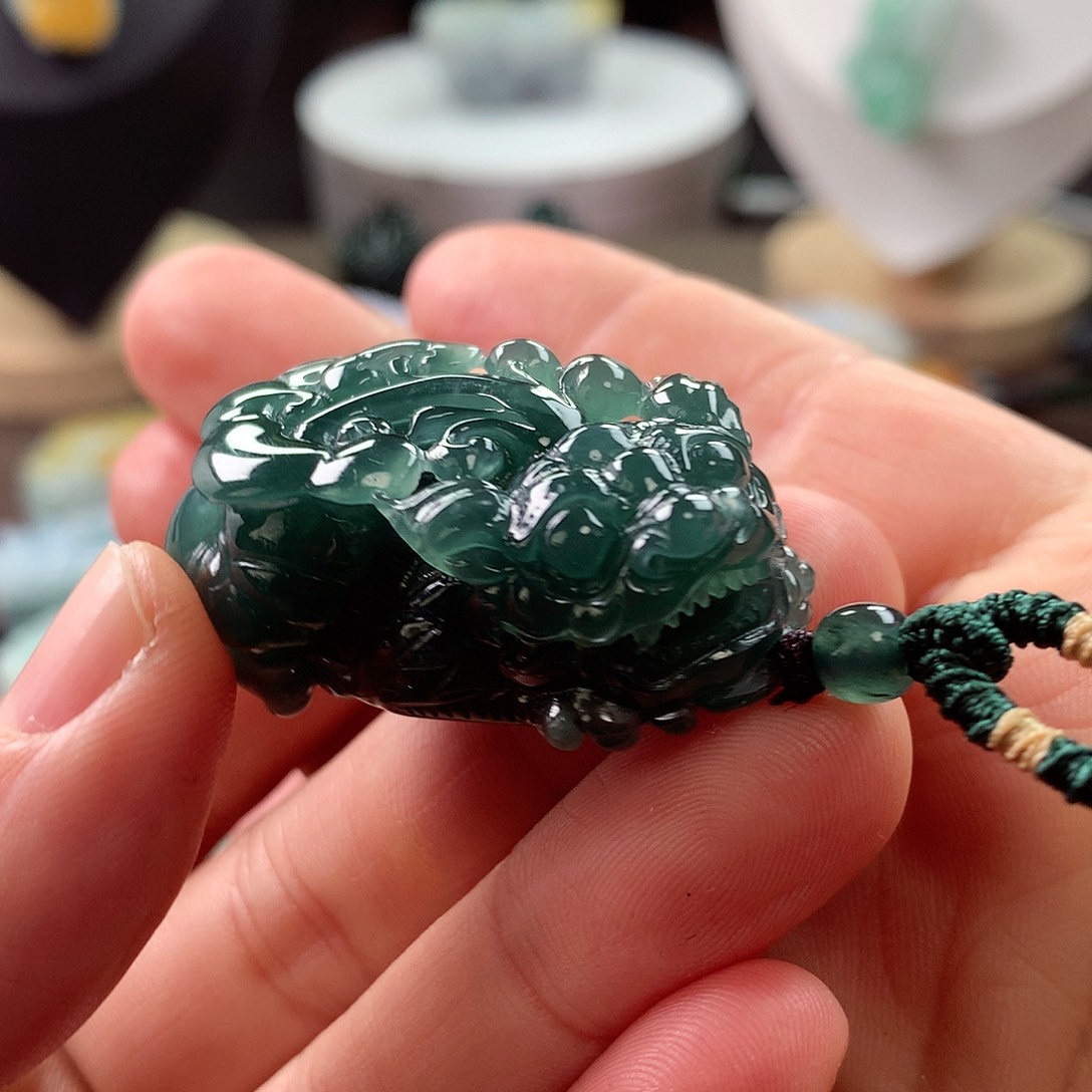 【闪购商品】翡翠颈饰未镶嵌翡翠貔貅