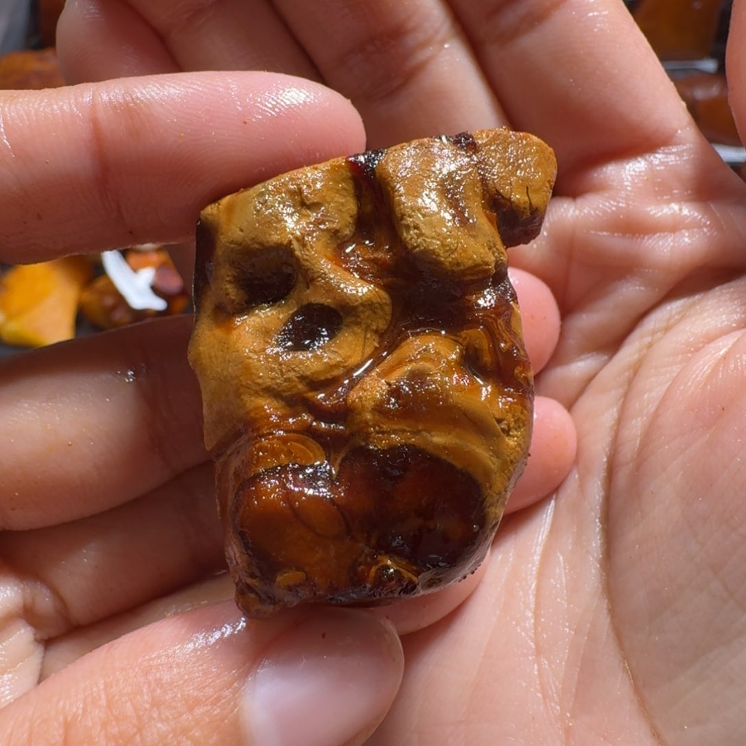 定制琥珀未镶嵌定制