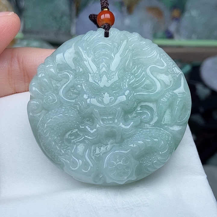 翡翠未镶嵌颈饰翡翠双面