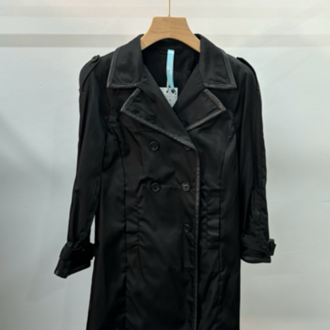 99新 Prada/普拉达 黑色中长款风衣/40码/A02489