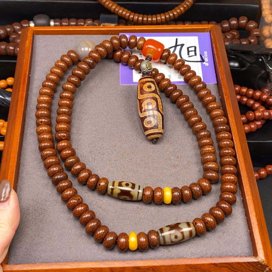 星月菩提吊坠孤****）星月