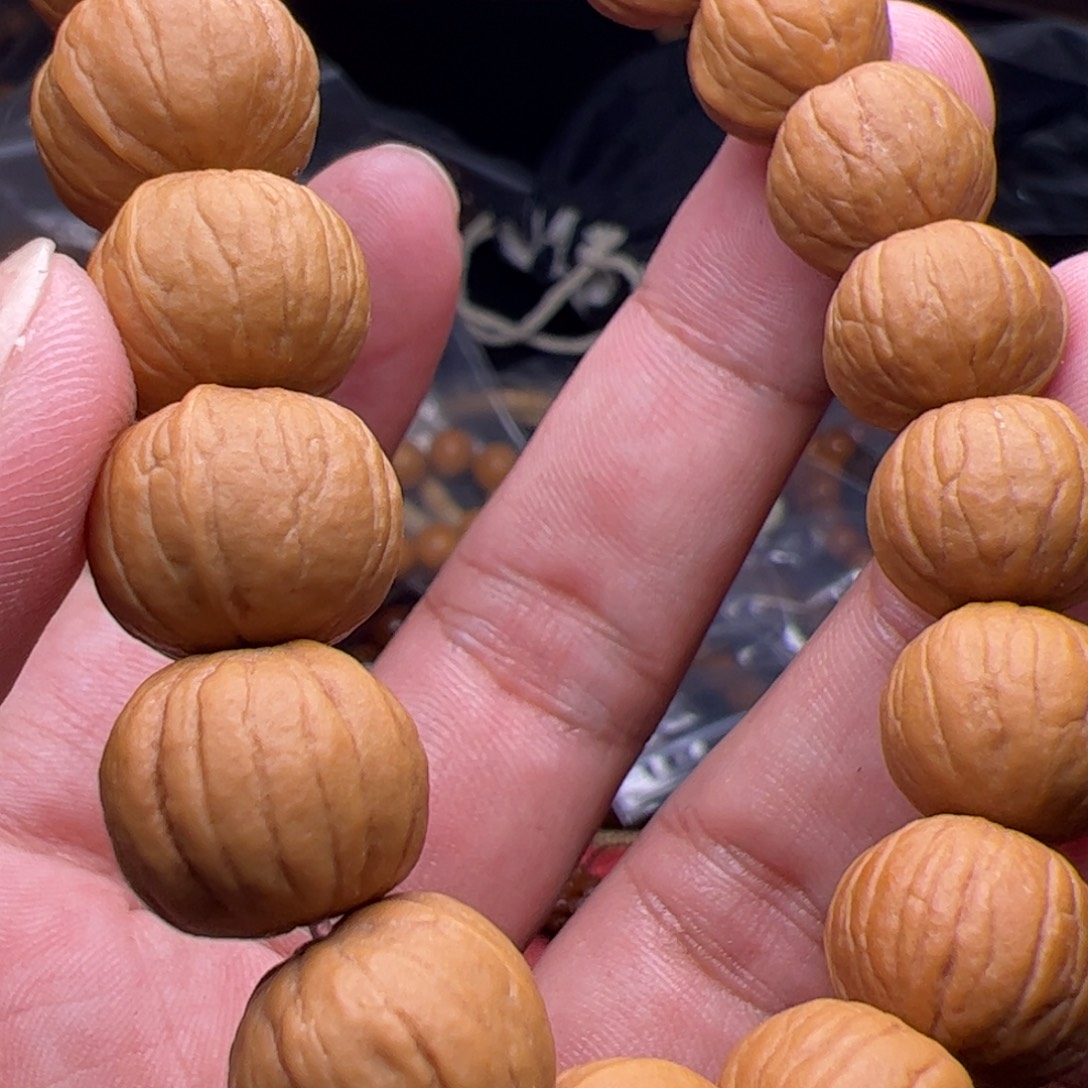 猴头核桃吊坠okk阿里