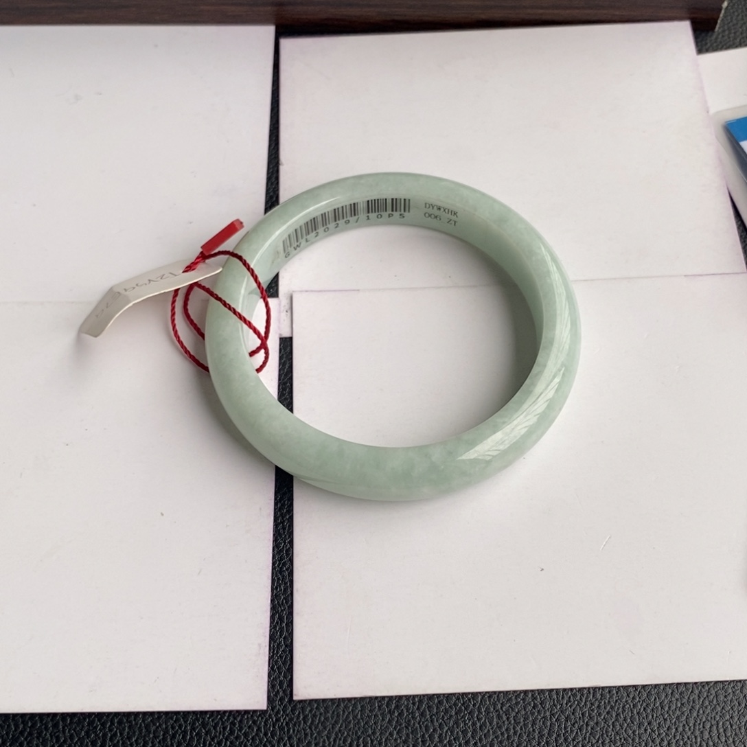 翡翠未镶嵌手镯圈口59