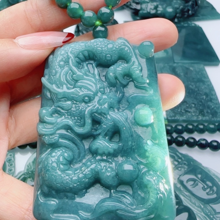 翡翠未镶嵌颈饰多样性发货天然A货翡翠