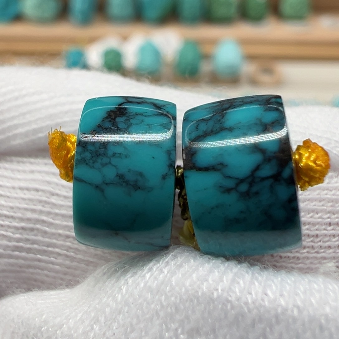 绿松石配饰未镶嵌