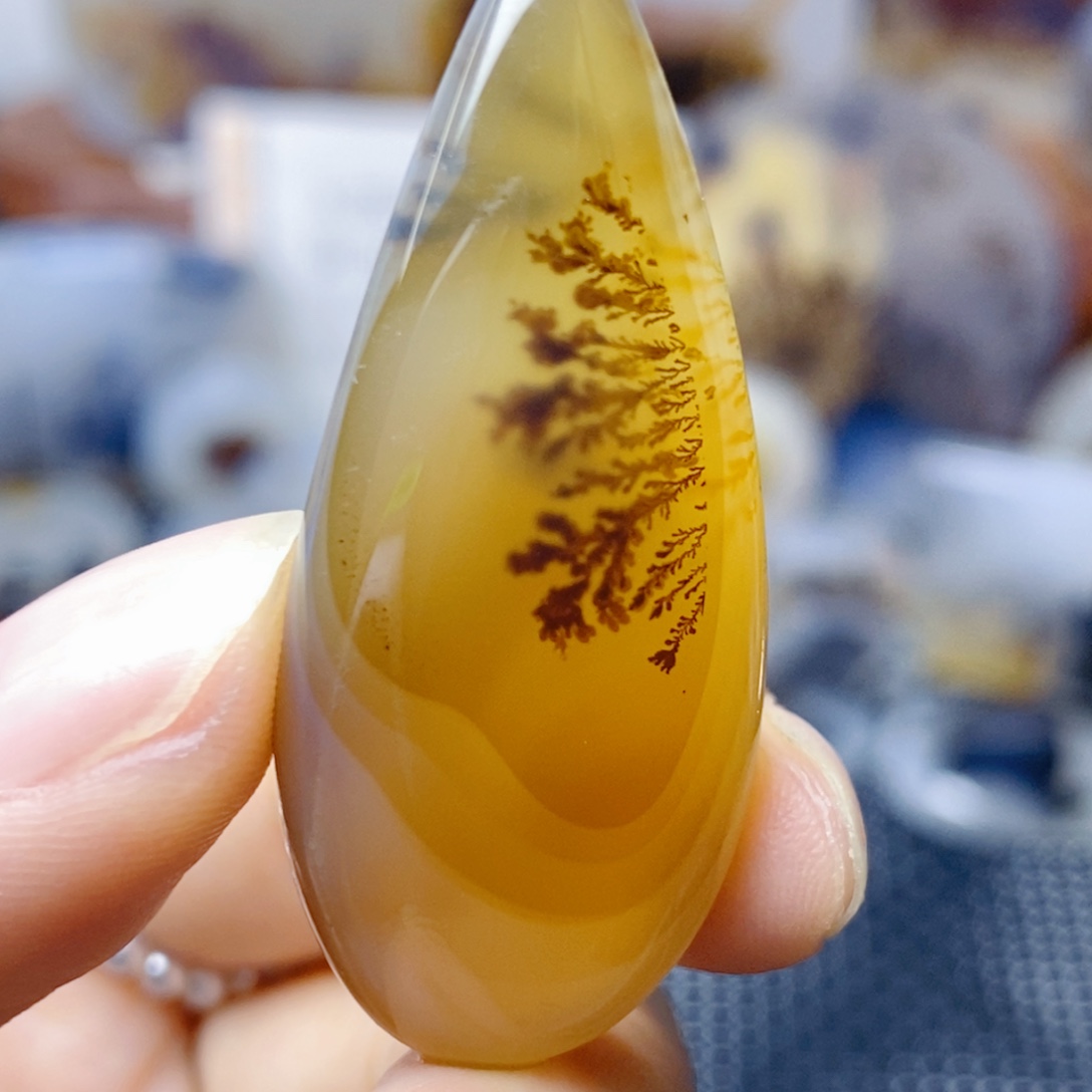 玛瑙/玉髓未镶嵌珠宝奇石