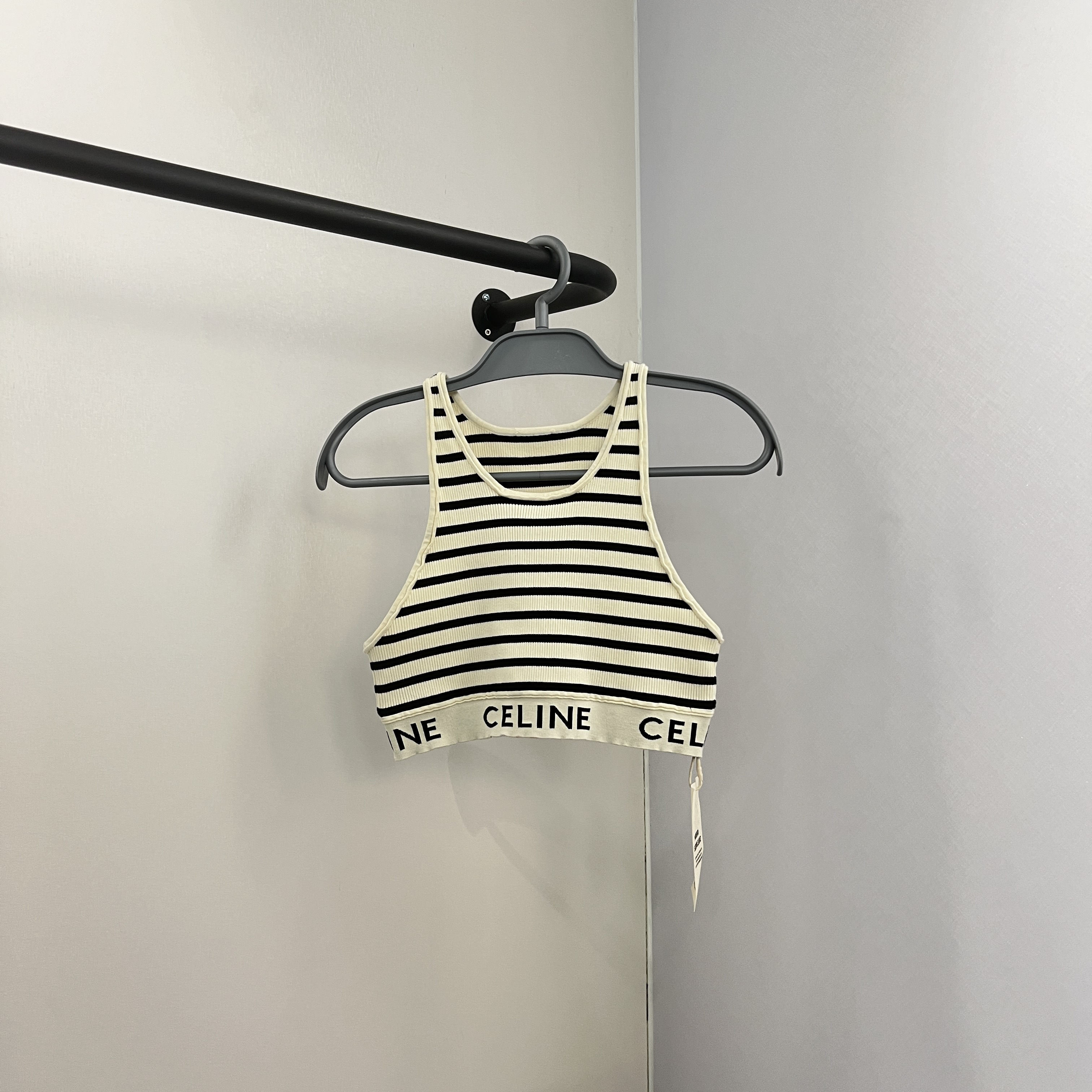 99新 Celine/思琳 bk121 领表丢失 标语字母logo条纹运动背心 m码