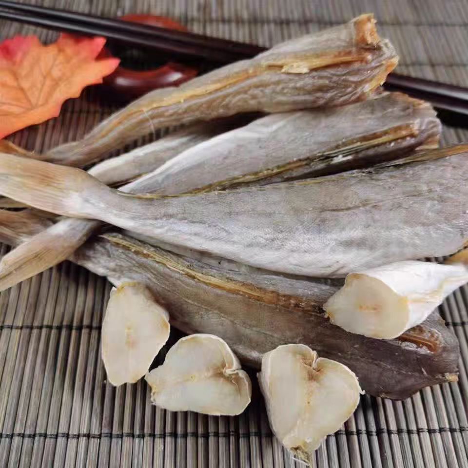 渔民自晒无头红娘鱼（去头去内脏）