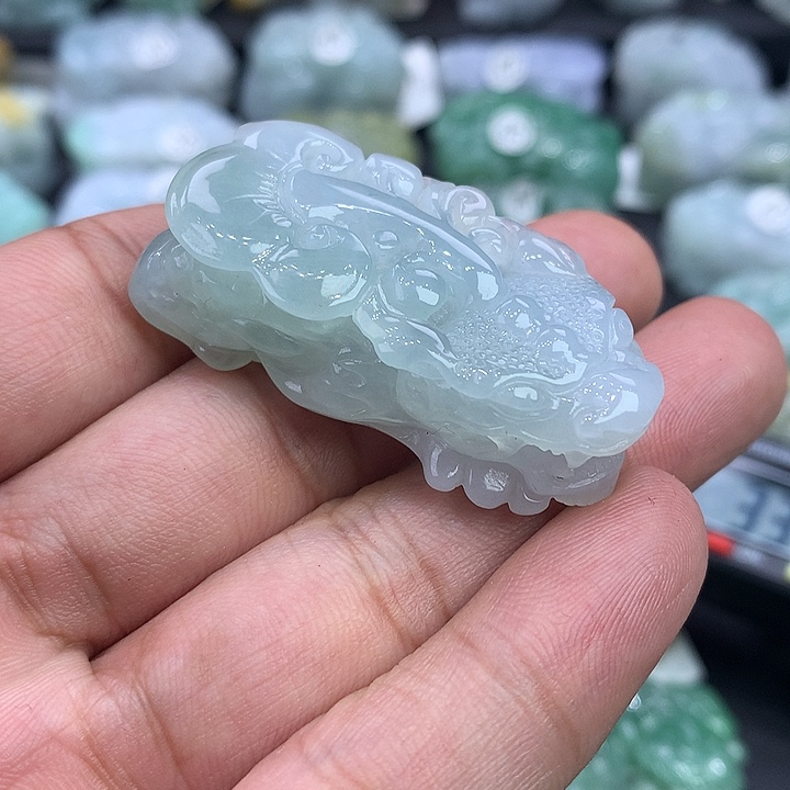 翡翠未镶嵌颈饰天然缅甸翡翠貔貅吊坠