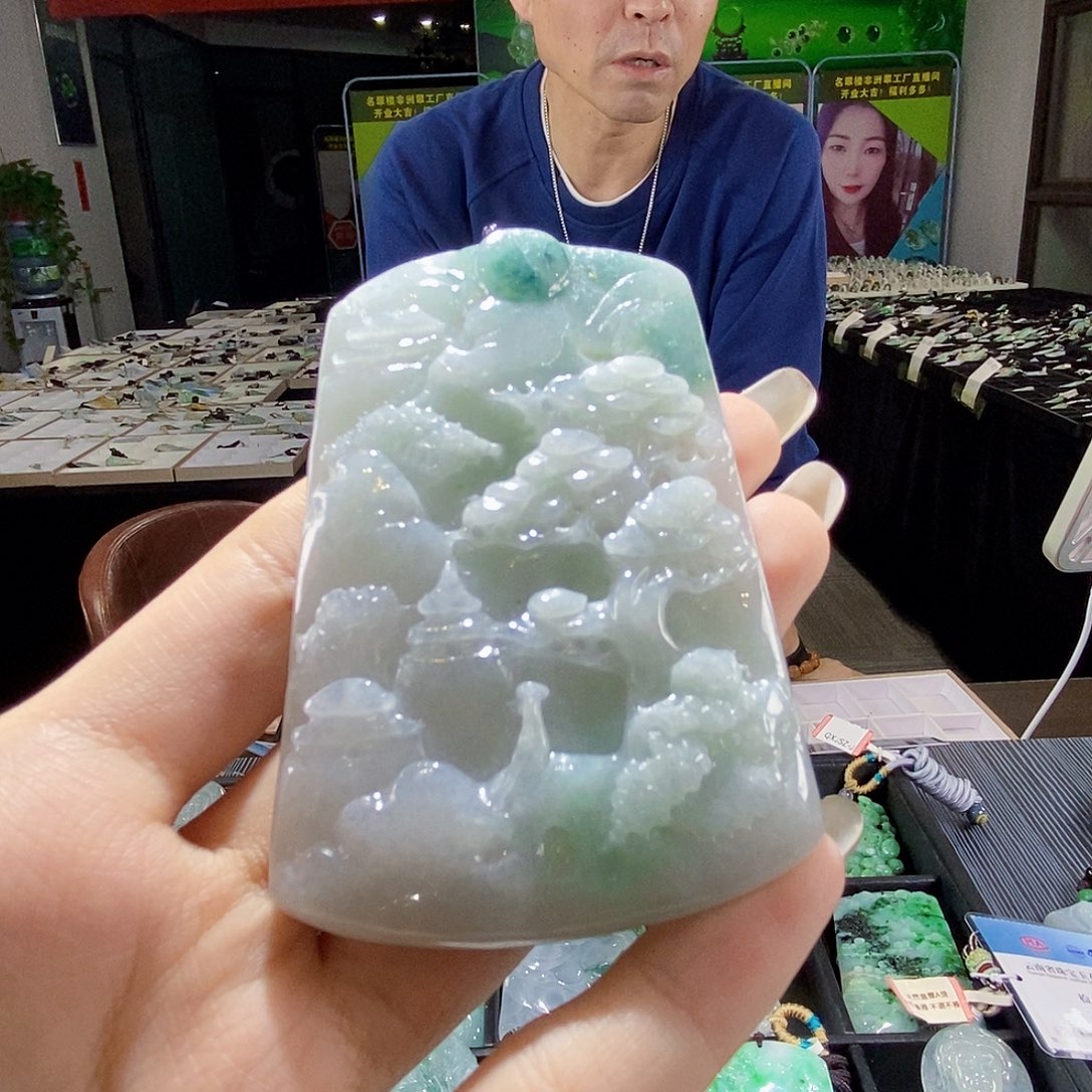 颈饰未镶嵌翡翠翡翠