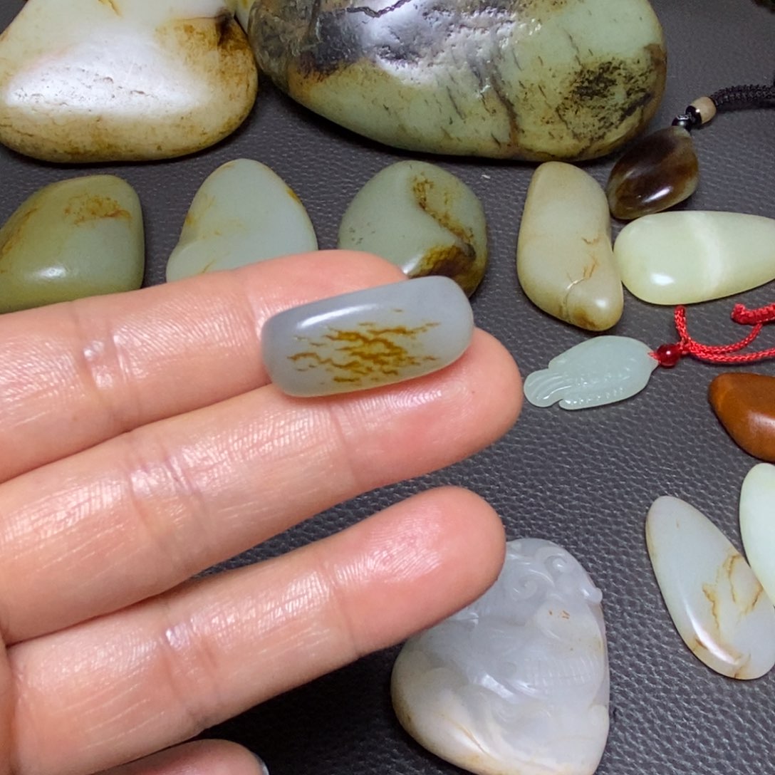 和田玉未镶嵌挂件