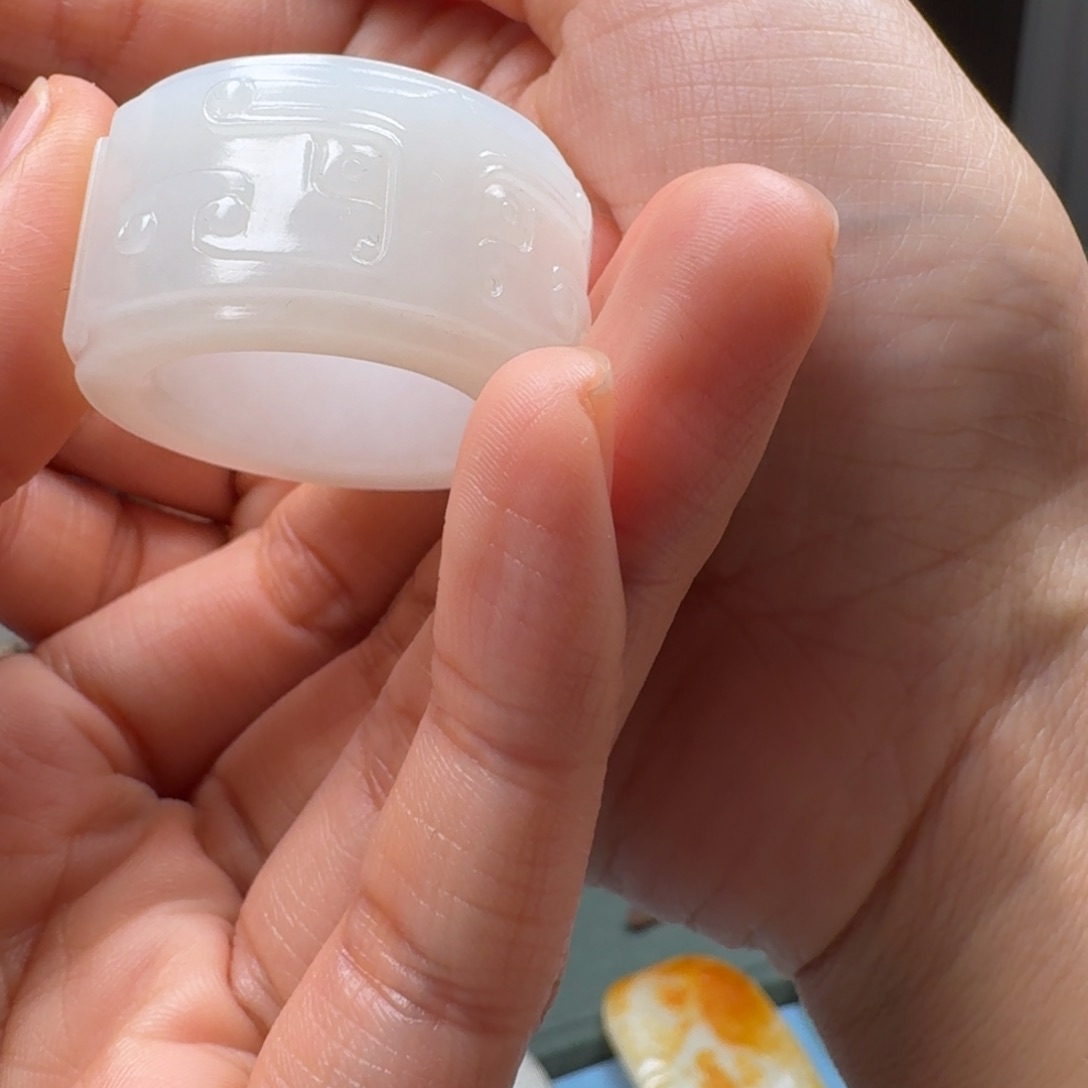 和田玉颈饰未镶嵌远**叶