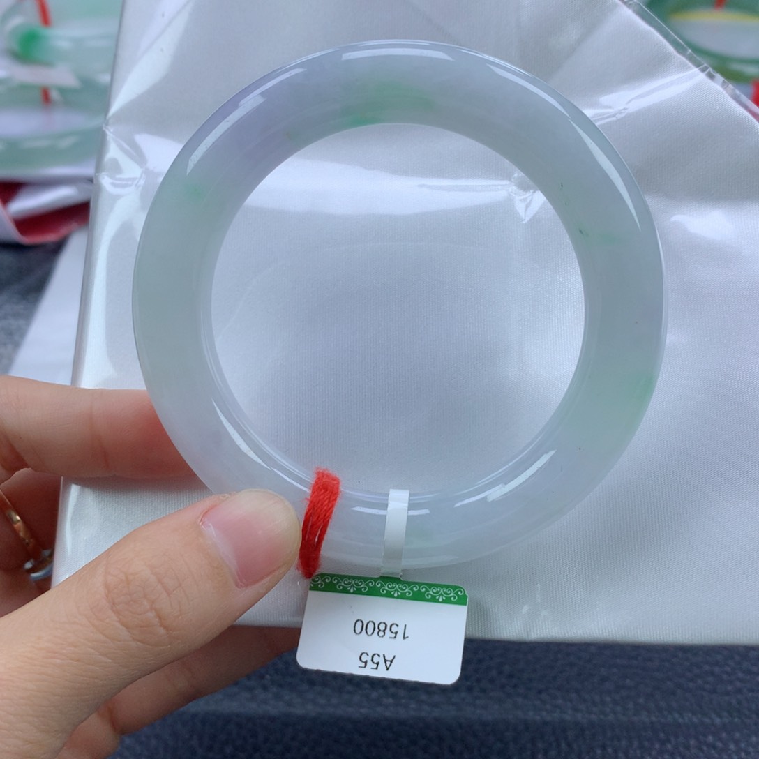 翡翠手镯未镶嵌55.5圆