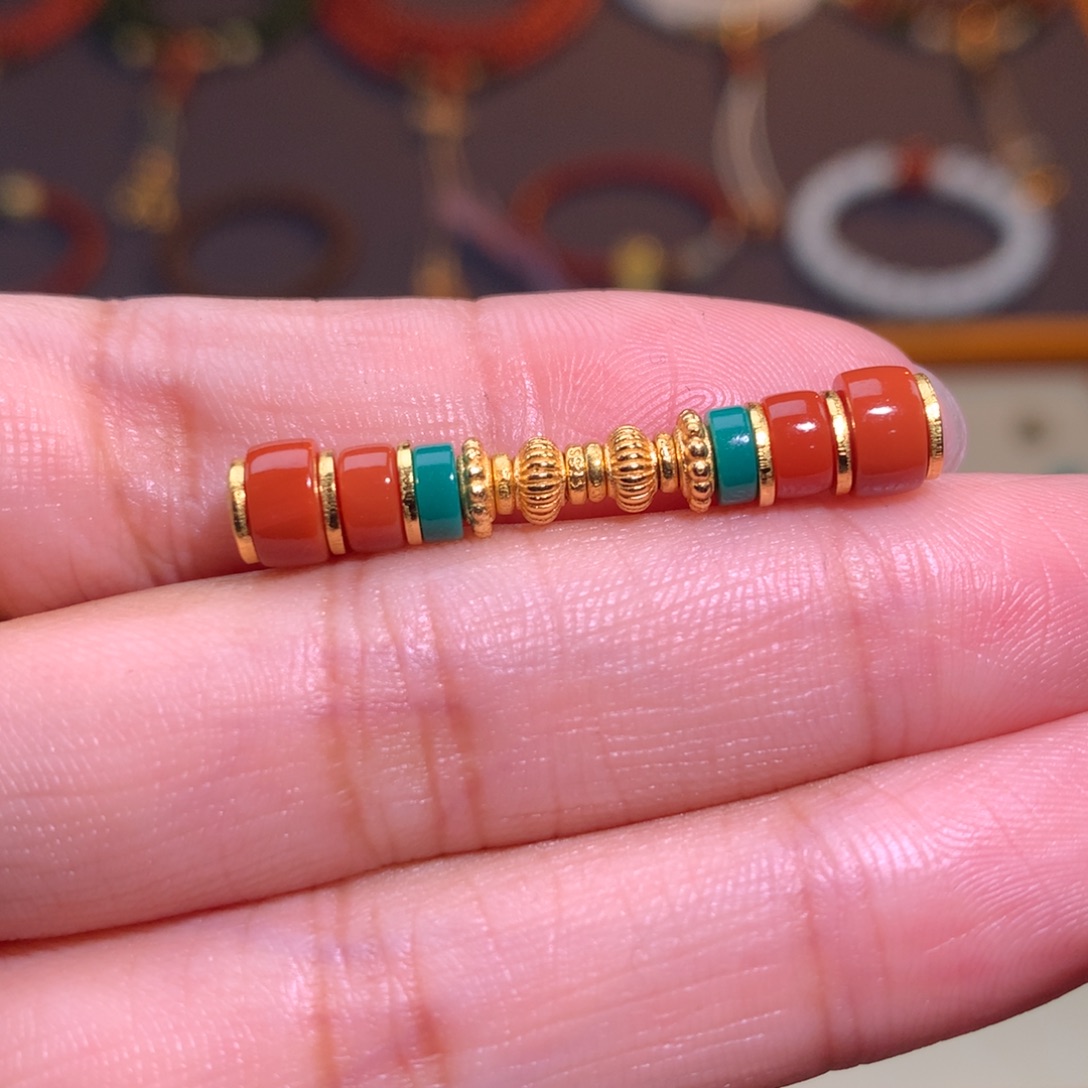 南红玛瑙未镶嵌颈饰