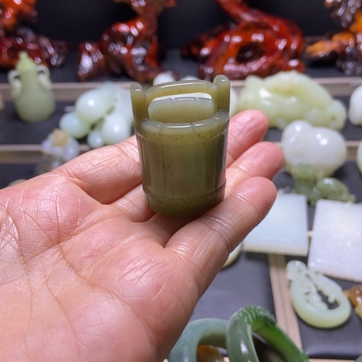 未镶嵌和田玉挂件