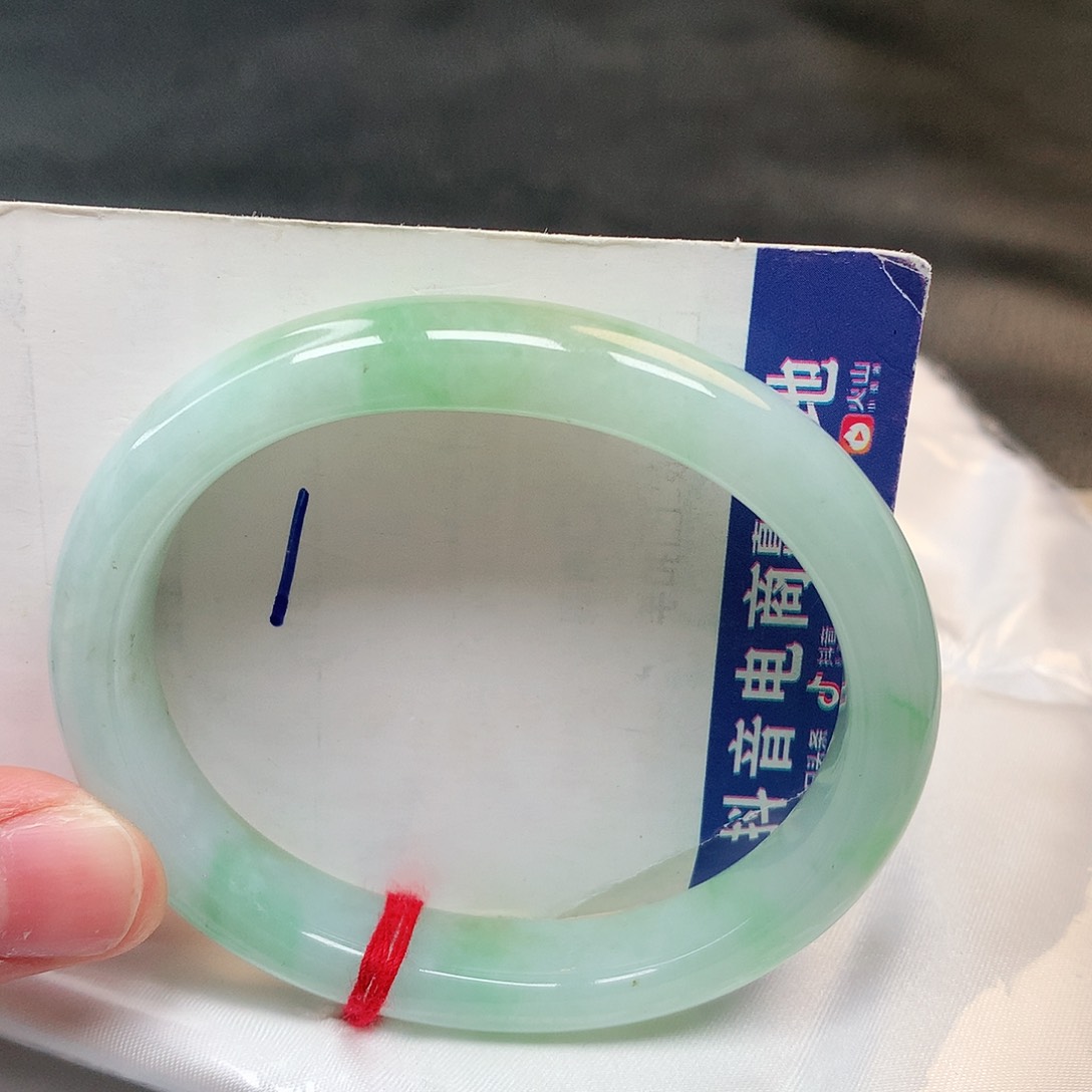 翡翠手镯未镶嵌1号