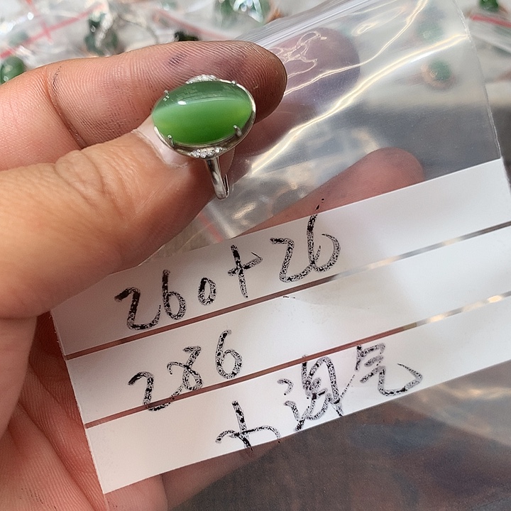 和田玉银S925镶嵌颈饰小****市