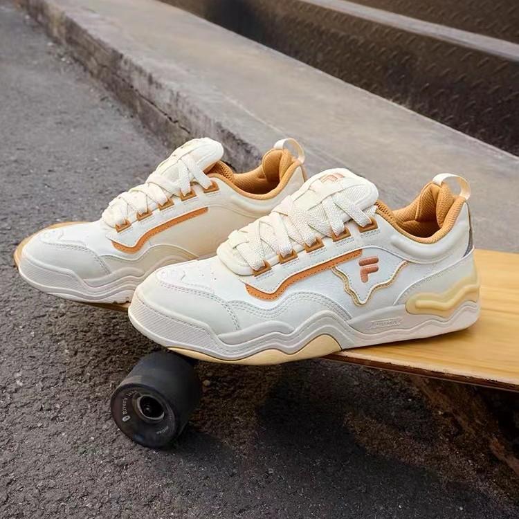 【KICK面包】FILA FUSION情侣高能感百搭厚底ins滑板鞋T12M242203F