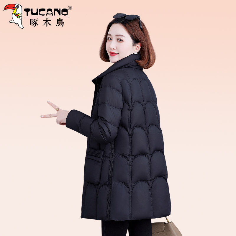 啄木鸟品牌羽绒服女2025新款冬季中老年妈妈冬装加厚保暖防寒外套