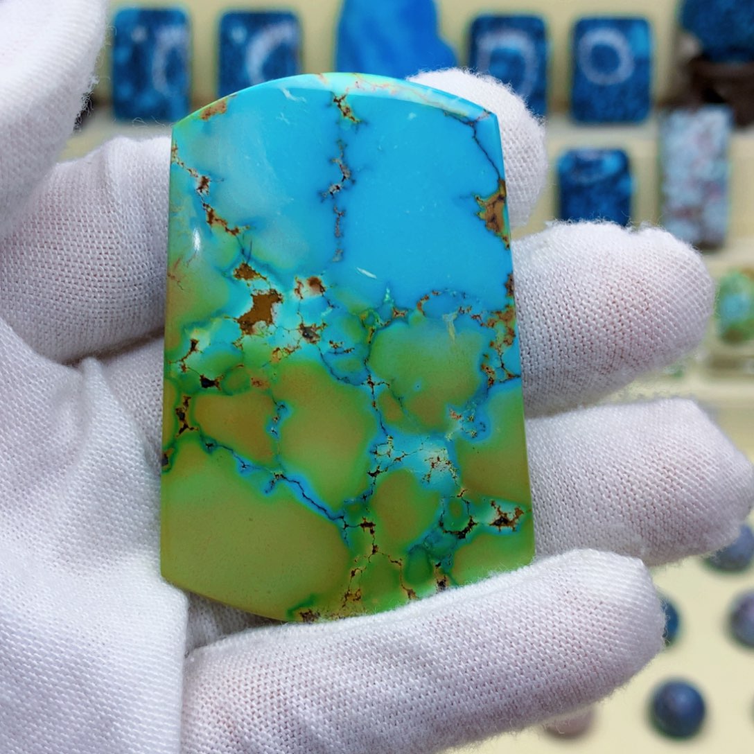 绿松石绿松石未镶嵌