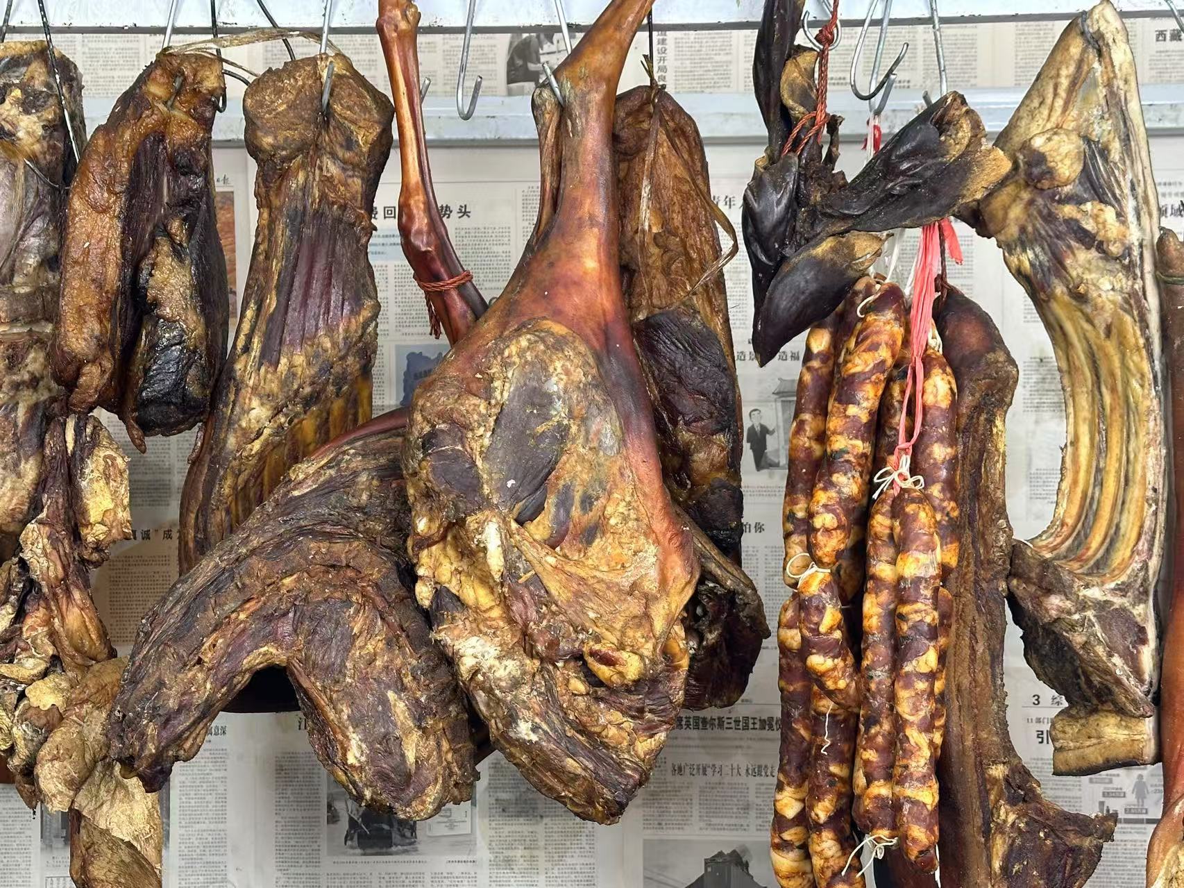 神农架高山土猪腊肉现场称重7号【晓晓代卖】