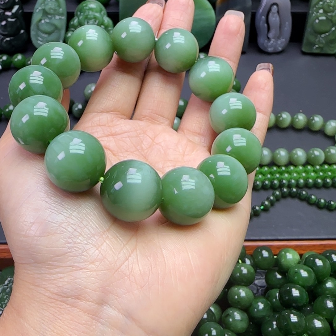 和田玉未镶嵌珠宝奇石