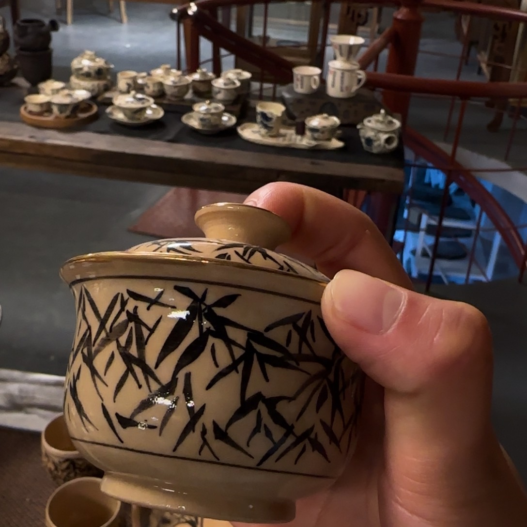 景德镇手作器皿了