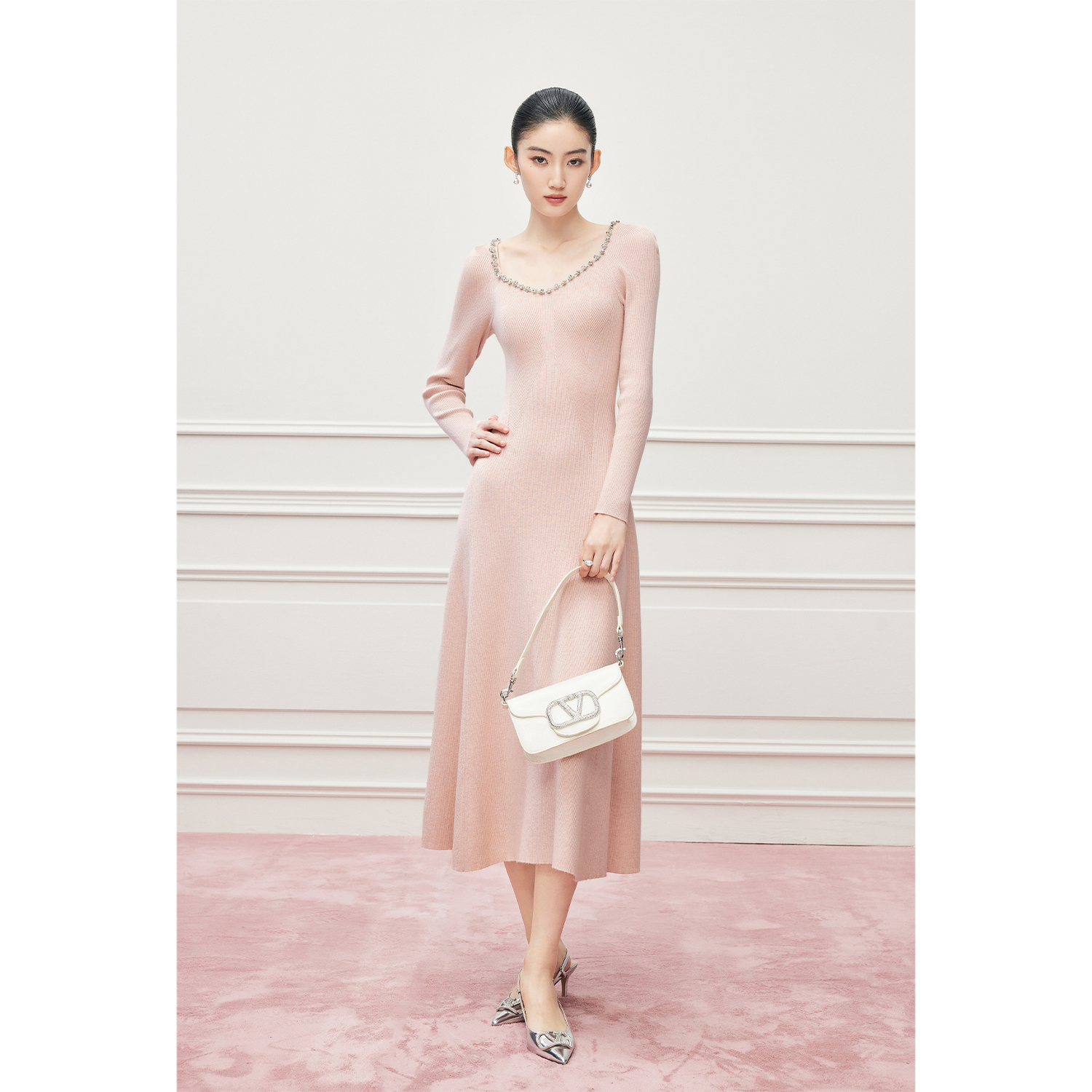 【达人专属】MandyZhang钻饰羊毛粉色针织连衣裙女QZ6129