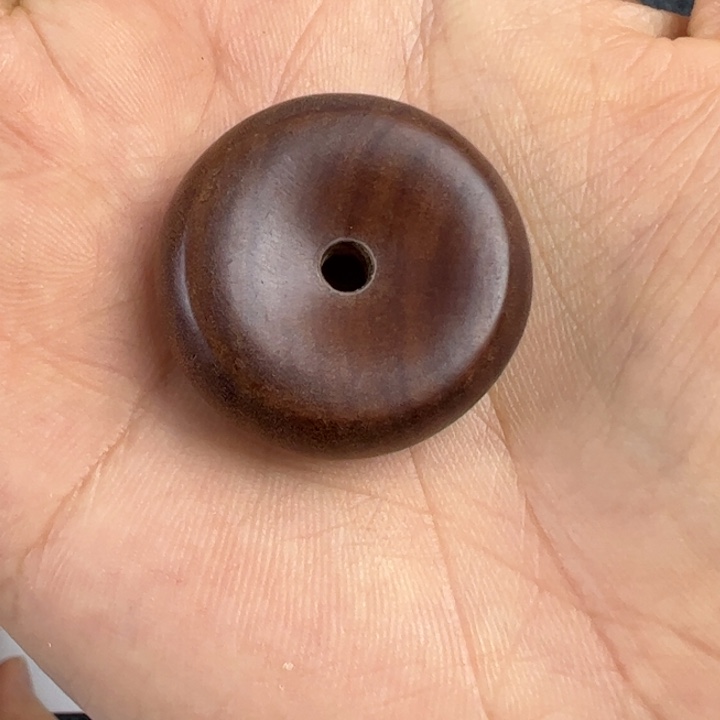 木檀香3公分平安扣……………………瑕疵