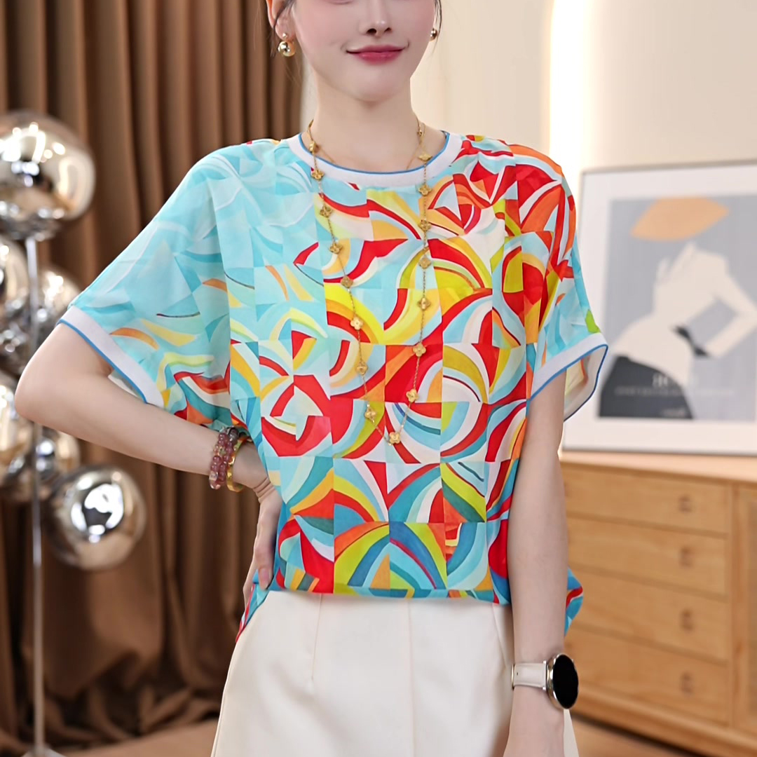 夏季薄款度假风减龄气质短袖小衫百搭显瘦印花时尚复古圆领上衣女
