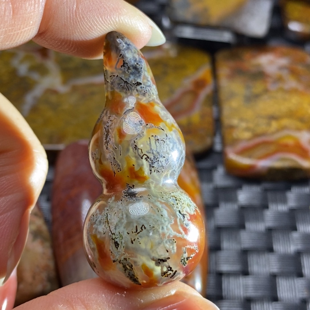 玛瑙/玉髓颈饰未镶嵌