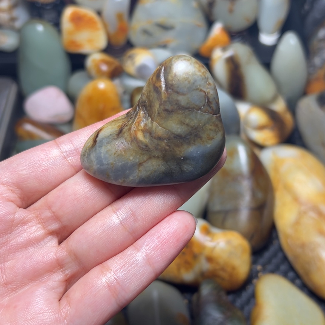 和田玉（青玉）A24未镶嵌