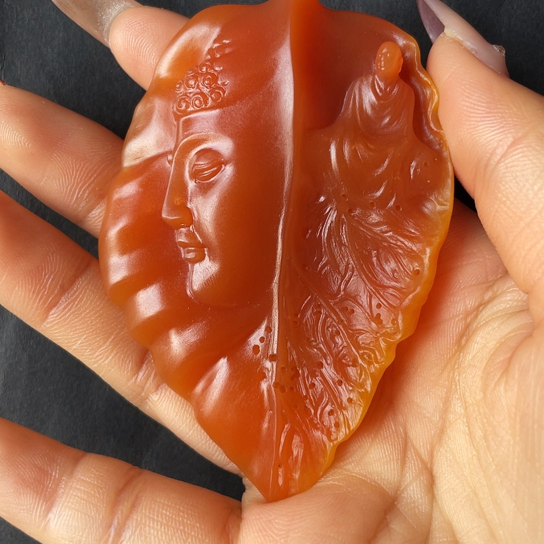 石英质玉黄蜡石摆件未镶嵌章*哥