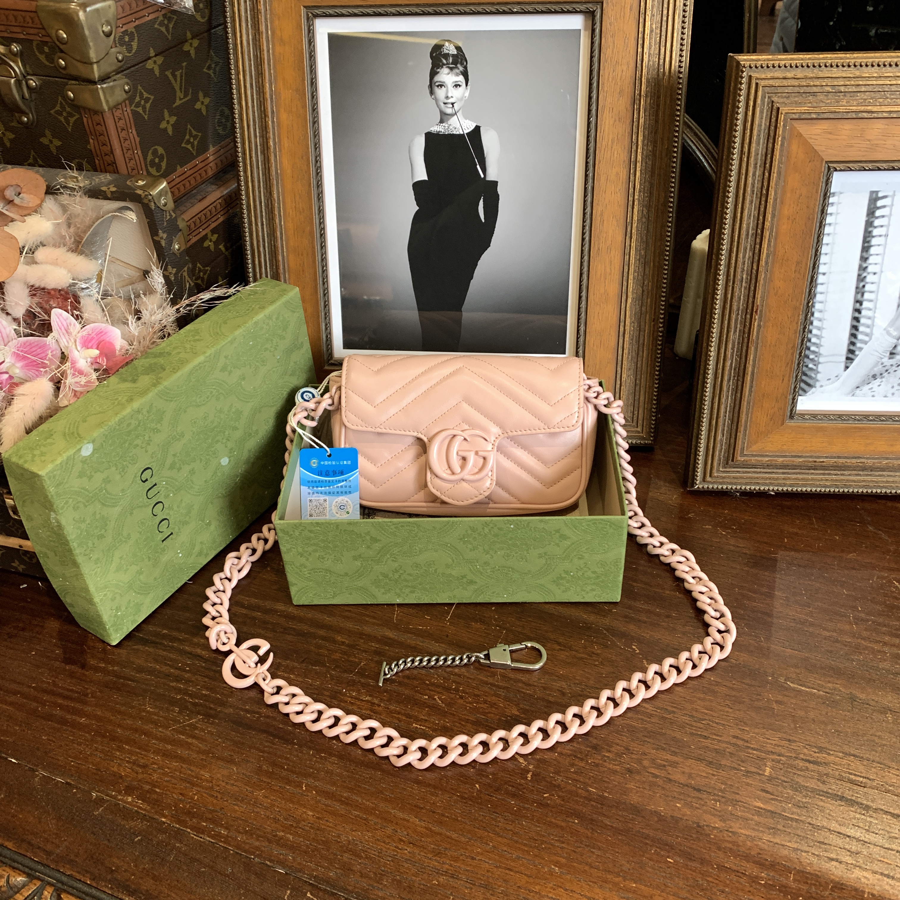95新 GUCCI/古驰 Gucci 马蒙 mini 粉链条包 98新/sp23117