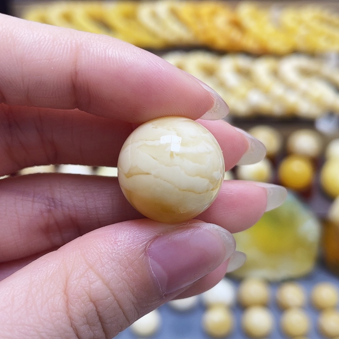 未镶嵌琥珀裸石蜜蜡圆珠18.8mm皮线