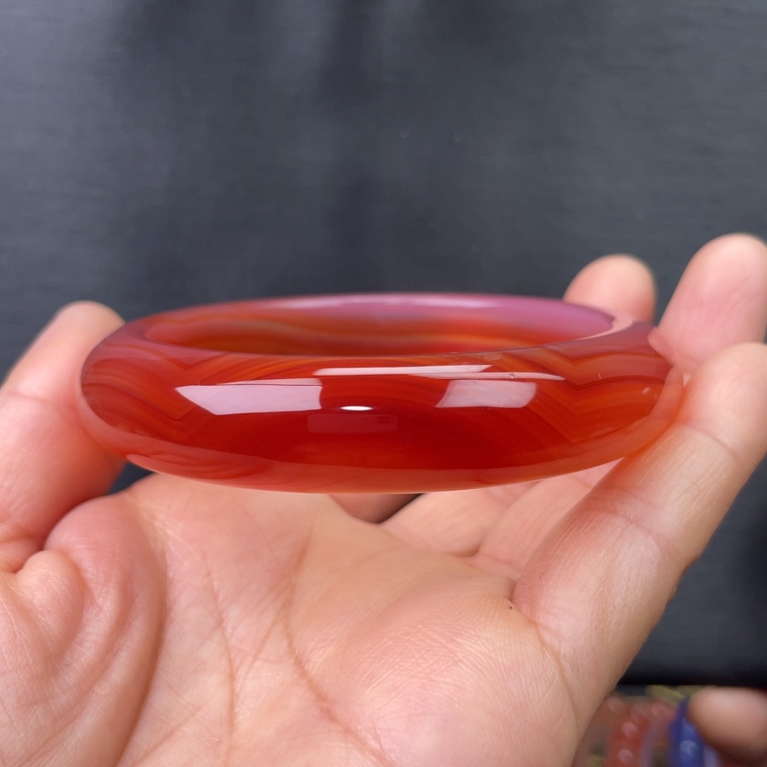 玛瑙/玉髓未镶嵌手镯61圈