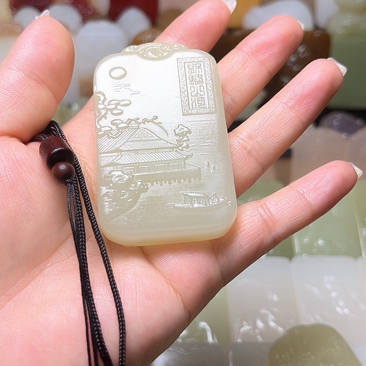 和田玉未镶嵌颈饰