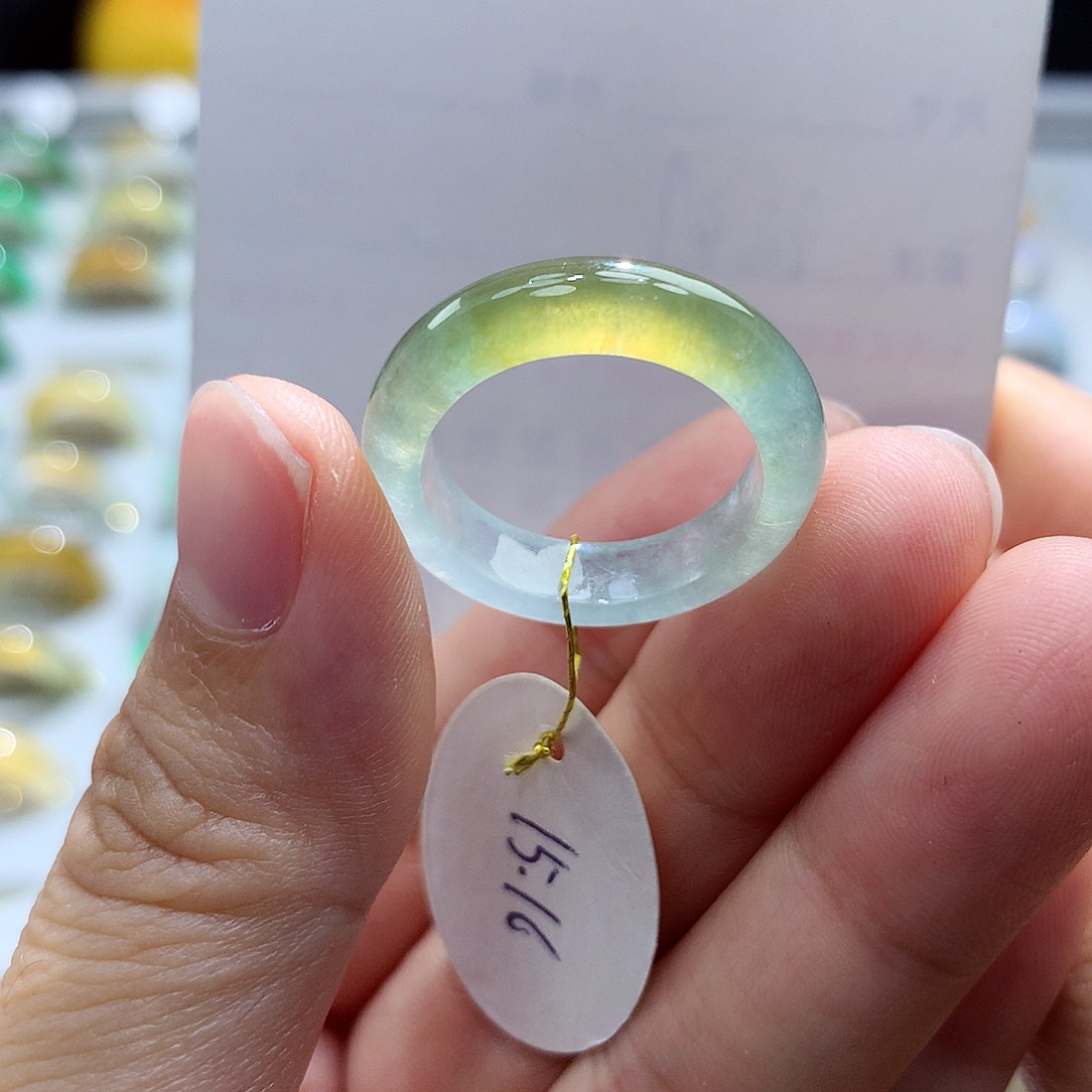 翡翠戒指未镶嵌1516圈