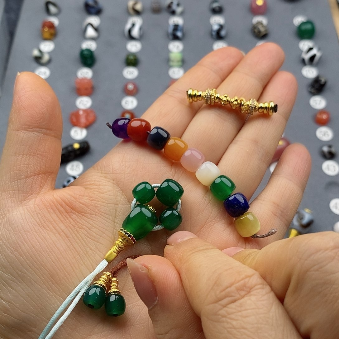 玛瑙/玉髓饰品未镶嵌远*