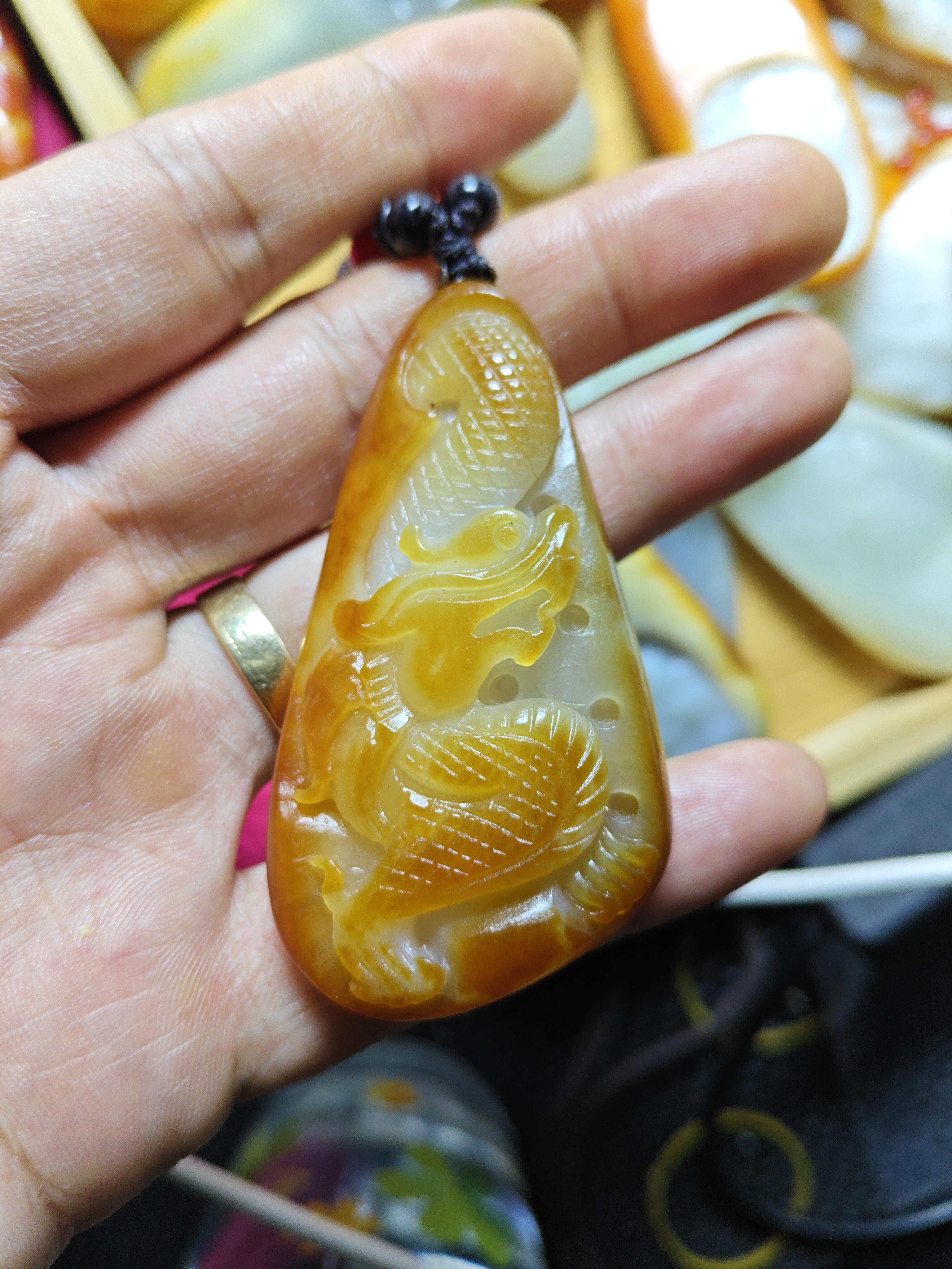 和田玉精品挂件龙/神龙护主