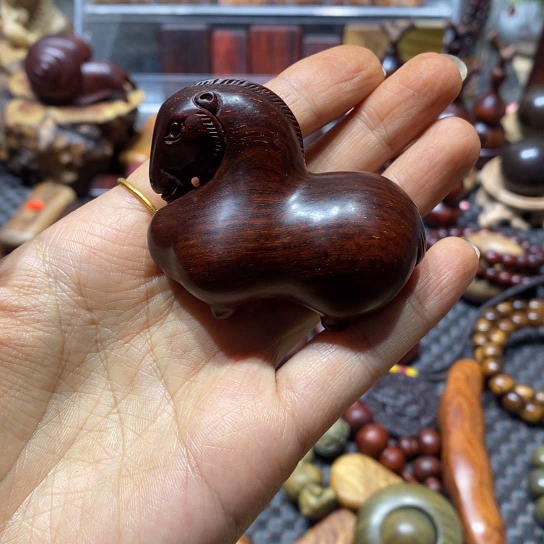 檀香紫檀（小叶紫檀）蜗*