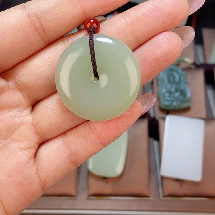 【闪购商品】和田玉未镶嵌颈饰