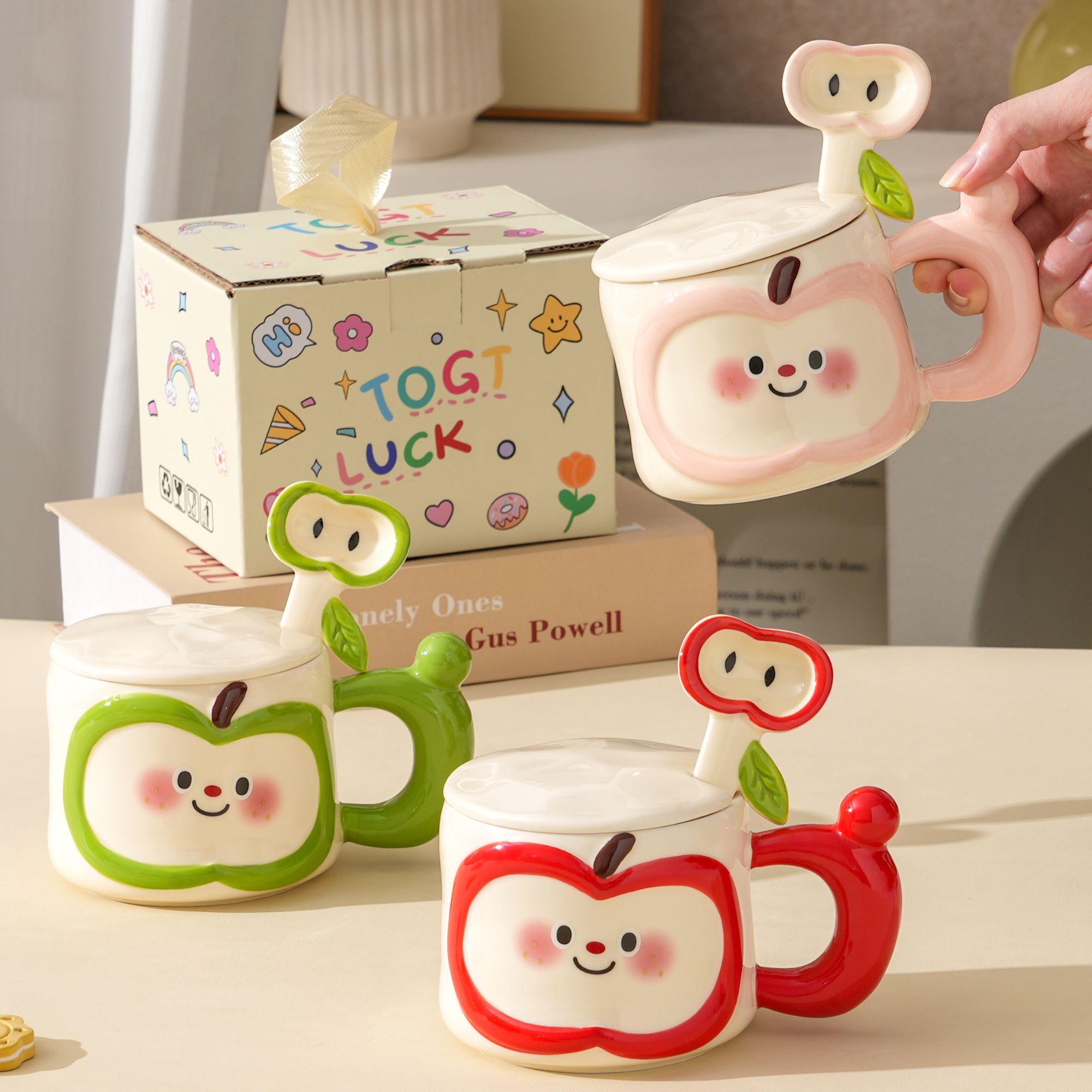 可爱苹果陶瓷杯大容量带盖勺马克杯办公室情侣杯女生生日礼物水杯