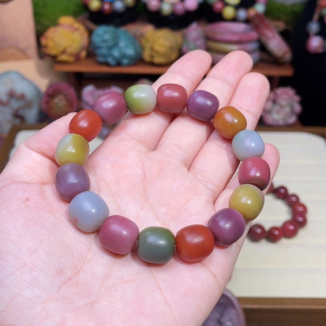 黄***杰玛瑙/玉髓未镶嵌珠宝半成品盐源玛瑙高品老型手串