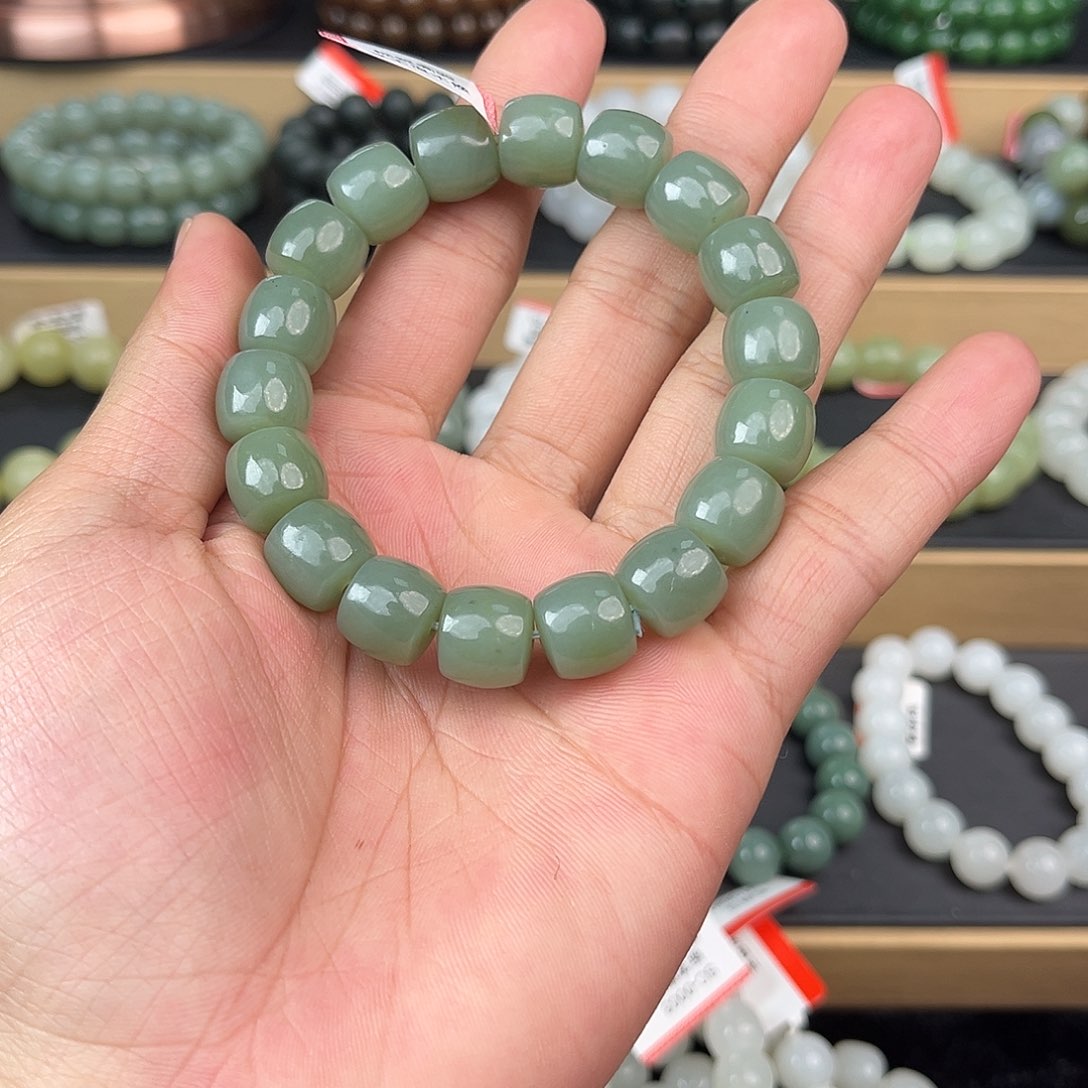 和田玉手串未镶嵌纯天然新疆和田玉且末天空蓝12mm