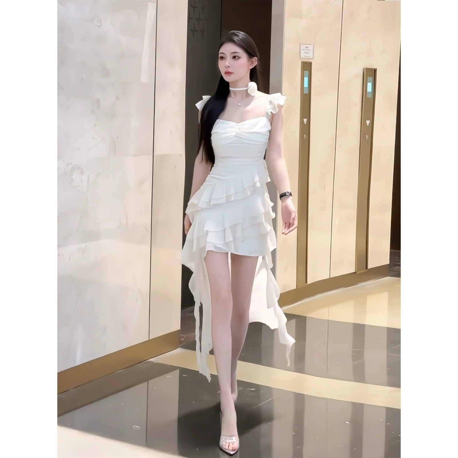 【按规格拍】2025纯欲风连衣裙别致性感收腰显瘦气质包臀短裙子辣妹