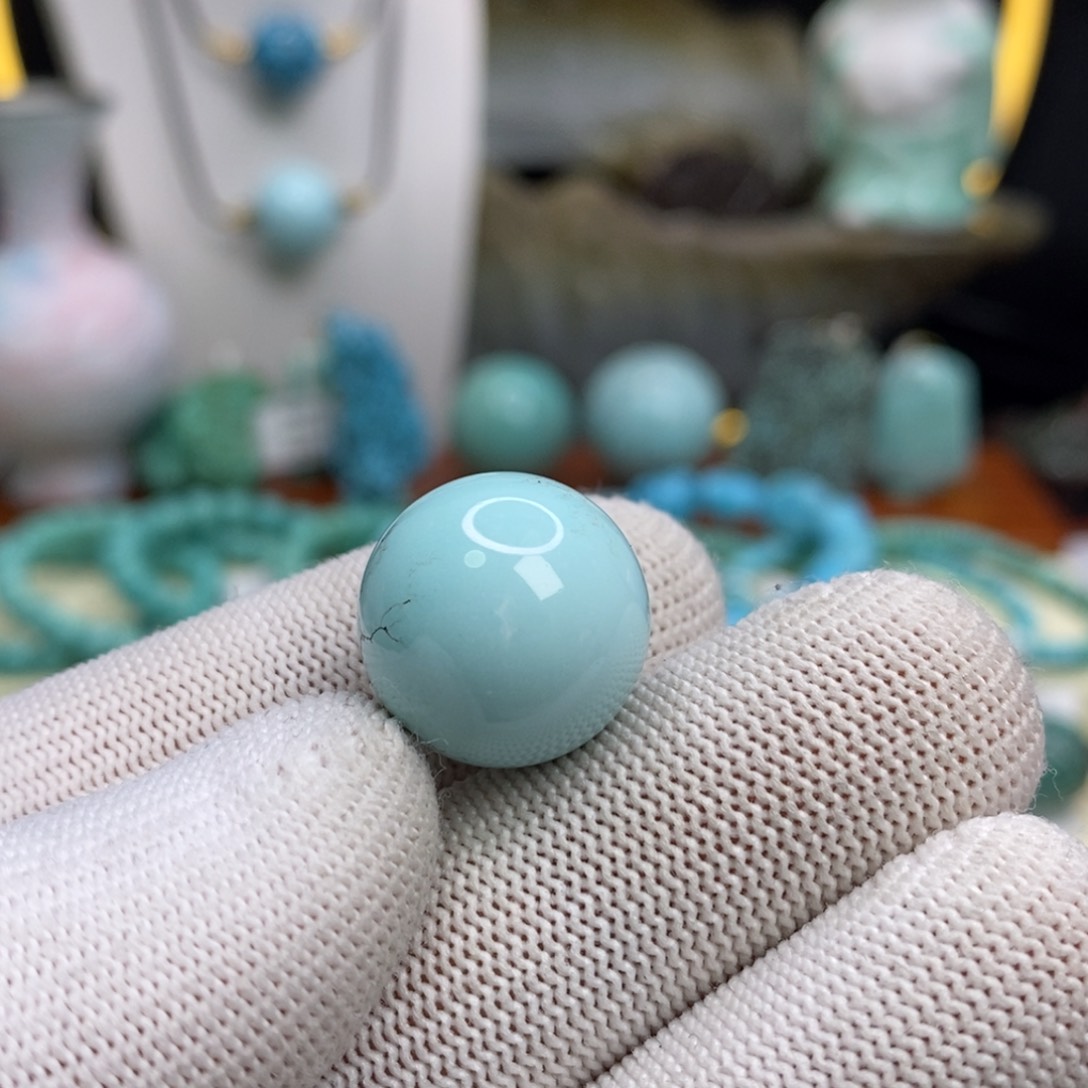 绿松石未镶嵌珠宝奇石17