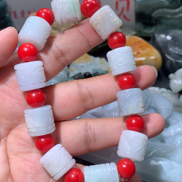 翡翠未镶嵌颈饰保真天然A货翡翠